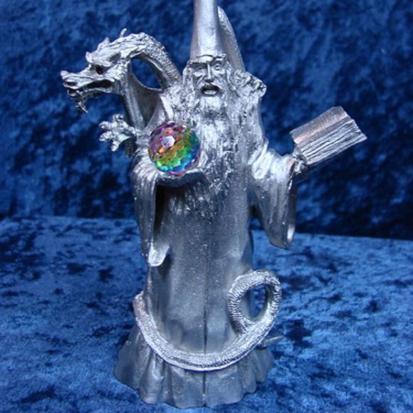 PERTH Pewter Wizard w/ Dragon – Book & Crystal Ball Figurine Vintage - Picture 2 of 15